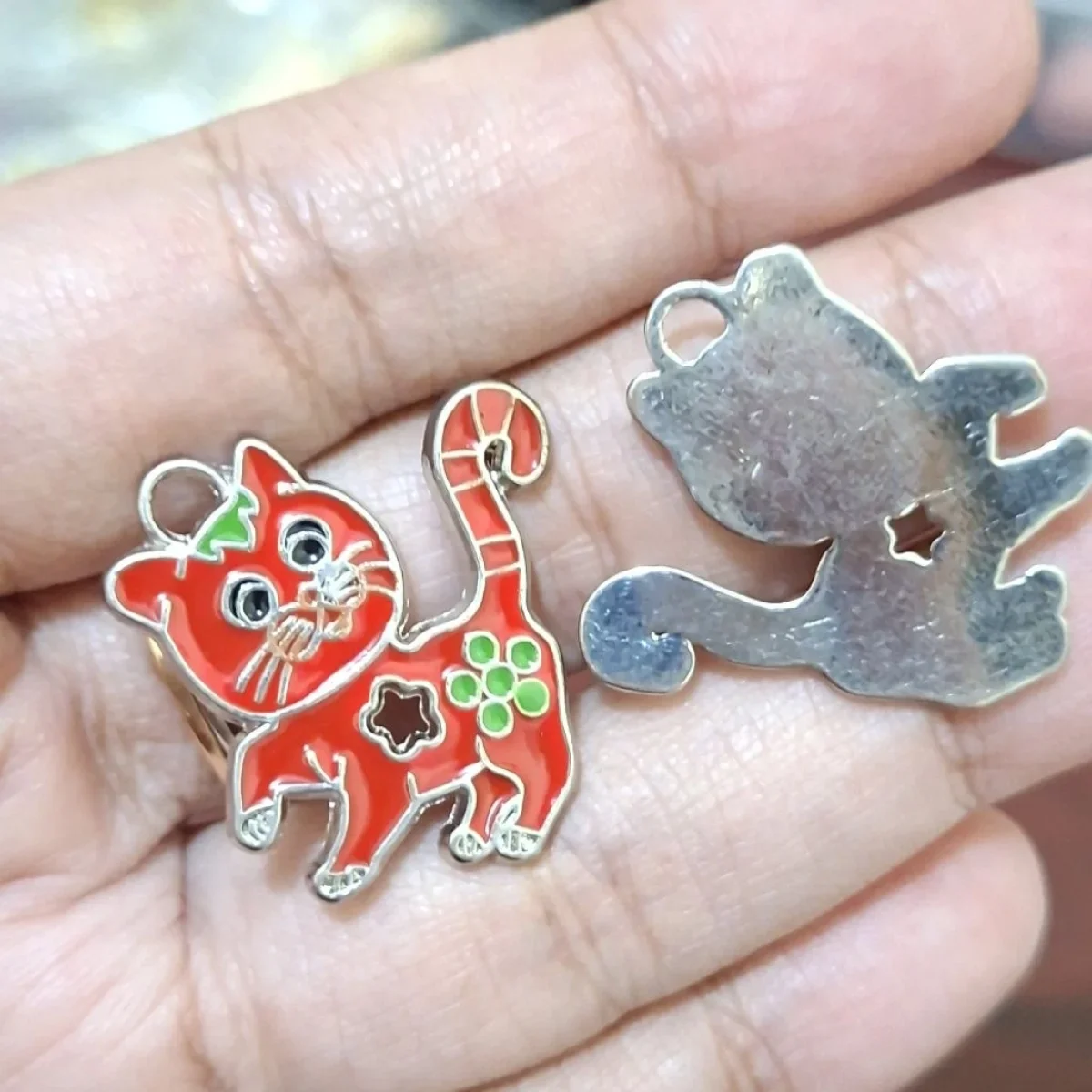 2pcs Red cat