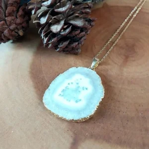 Natural white solar quartz pendant (liontin)
