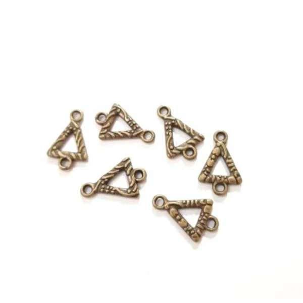 Metal alloy bronze triangle connector charms | charm penghubung