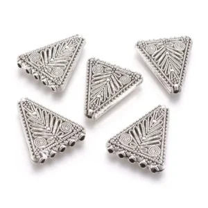Metal alloy triangle link connector