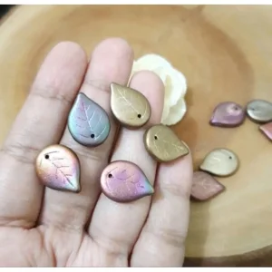 Original table cut press leaves Czech premium glass beads