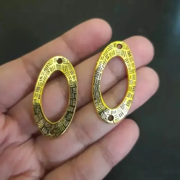 Metal alloy big oval antik golden link