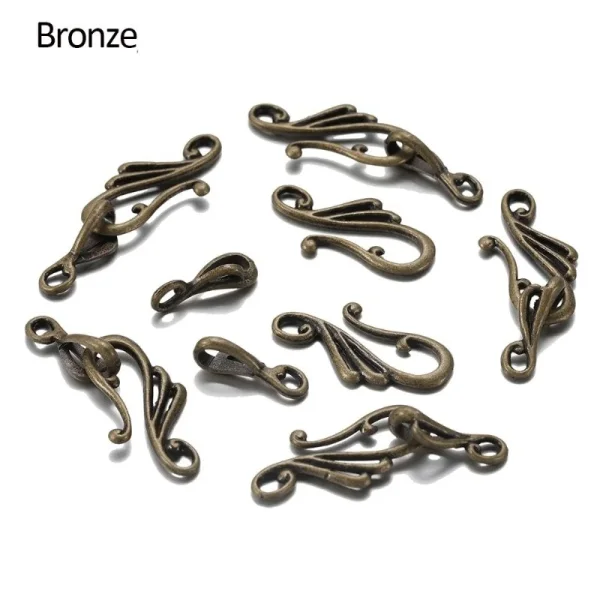 Metal alloy toggle clasp