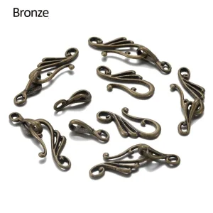 Metal alloy toggle clasp