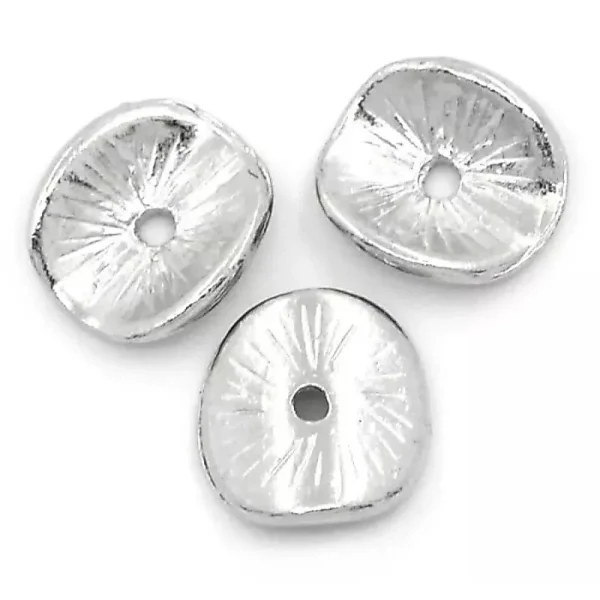 Metal alloy flat wave spacer beads
