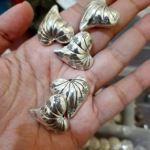 Metal alloy brass heart shape beads | manik ♡ besar